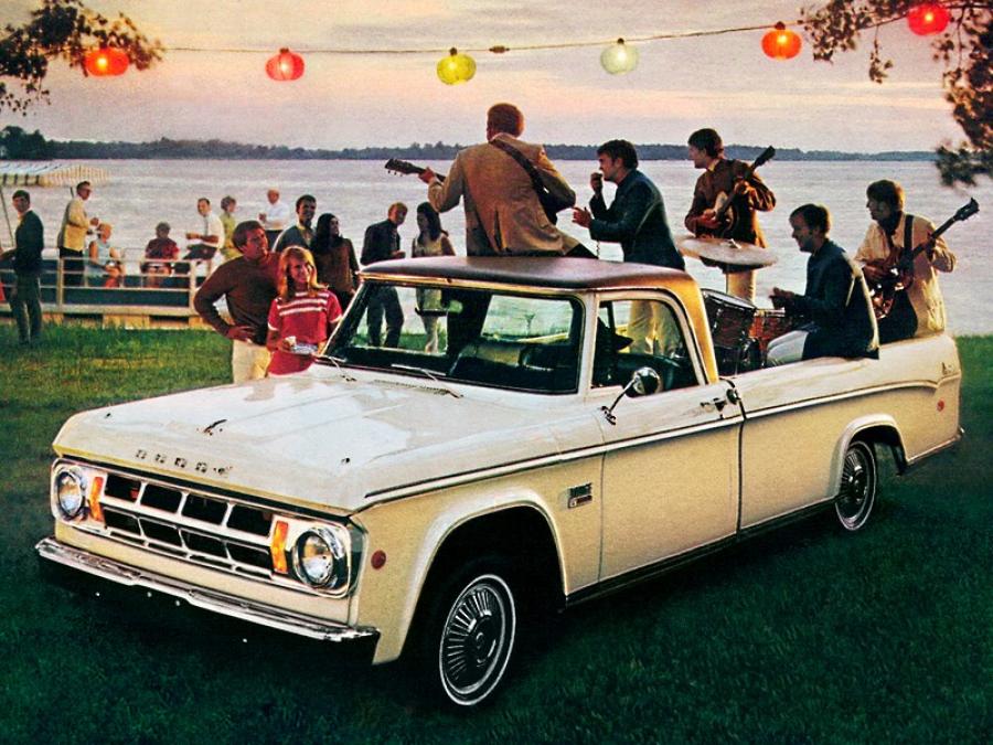  Dodge D100 Sweptline Adventurer 1969 года  (фото 1 из 2)
